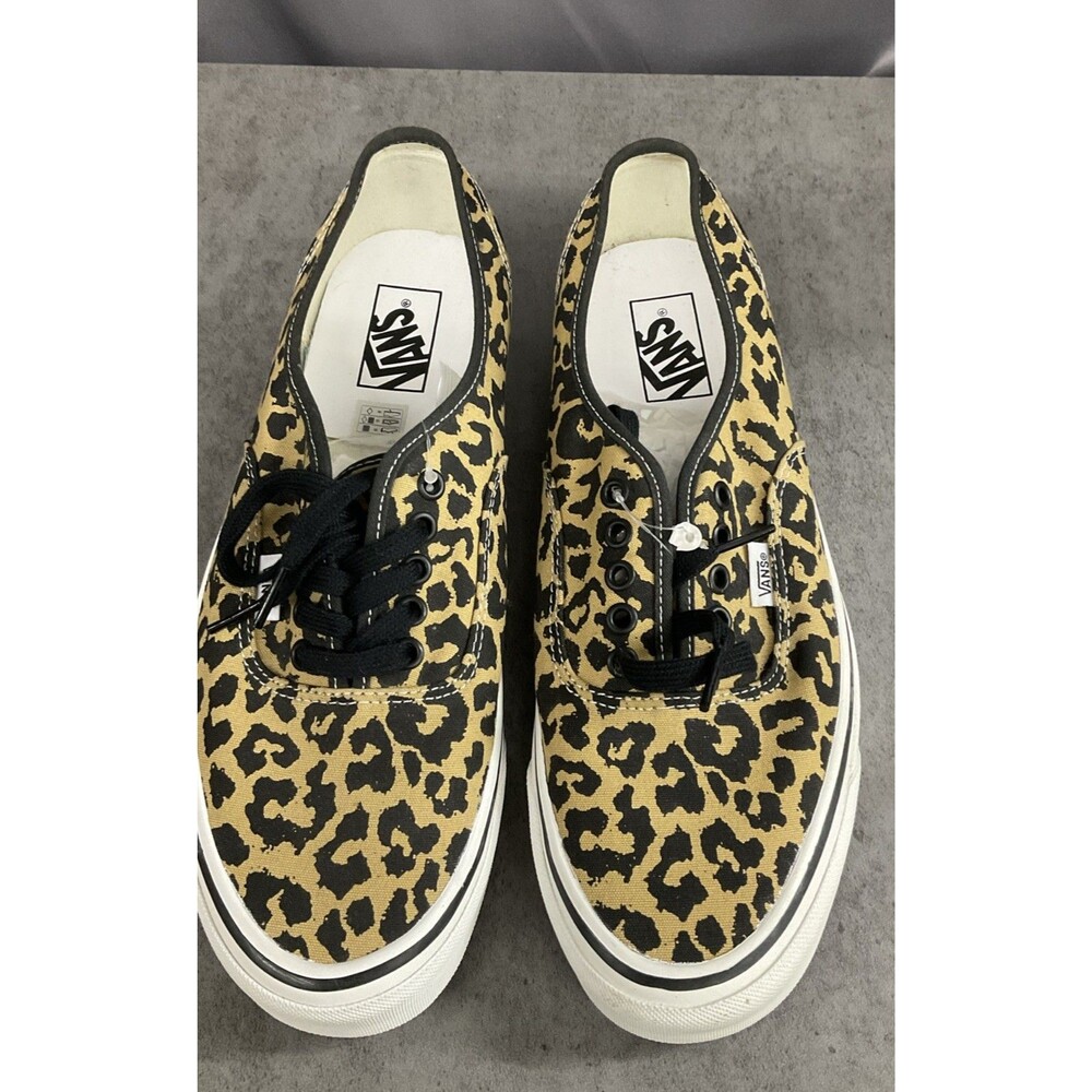 Vans Cheetah Print  Shoes With Extra Laces Never Worn Size Men’s 11